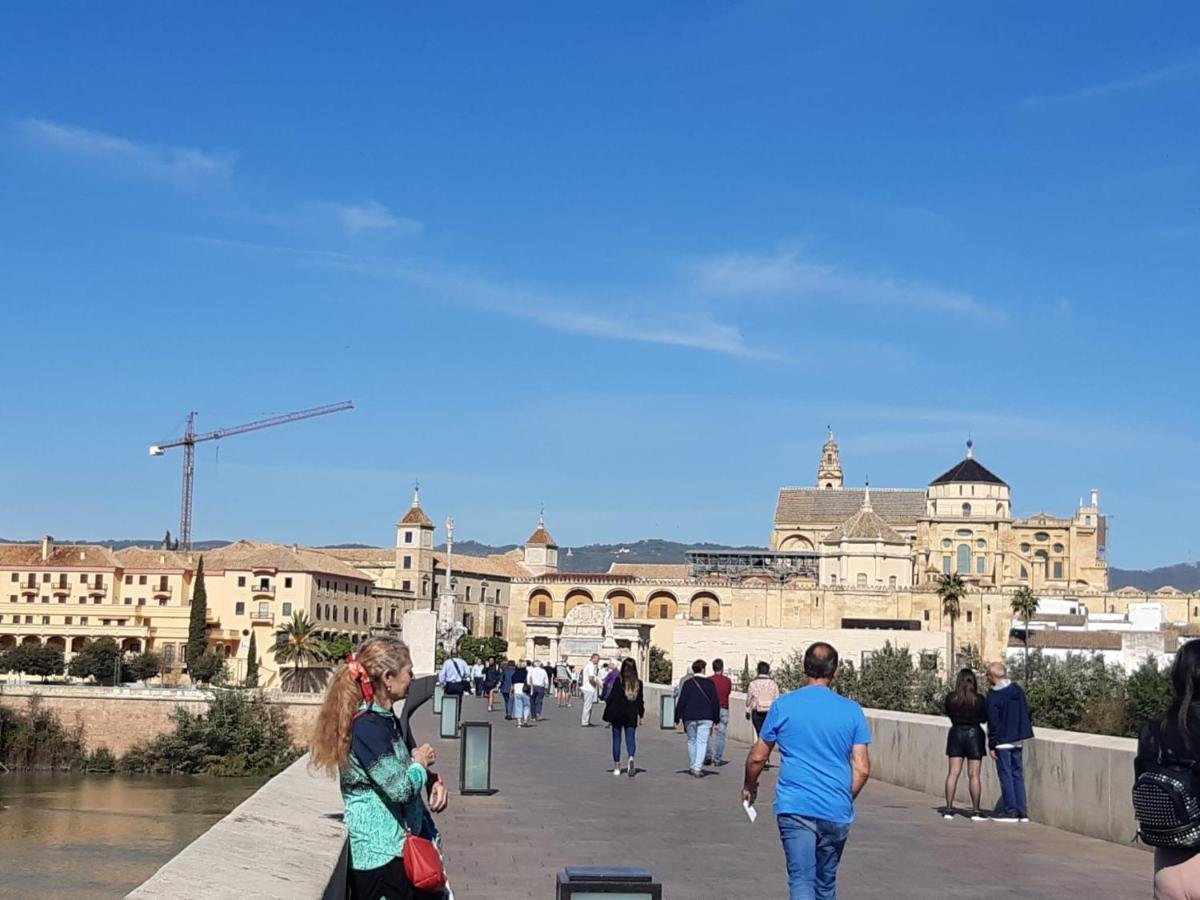 Loft La Calahorra Con Posibilidad De Aparcamiento Pregunta Por El Pack Mas Amor Cordoue Extérieur photo